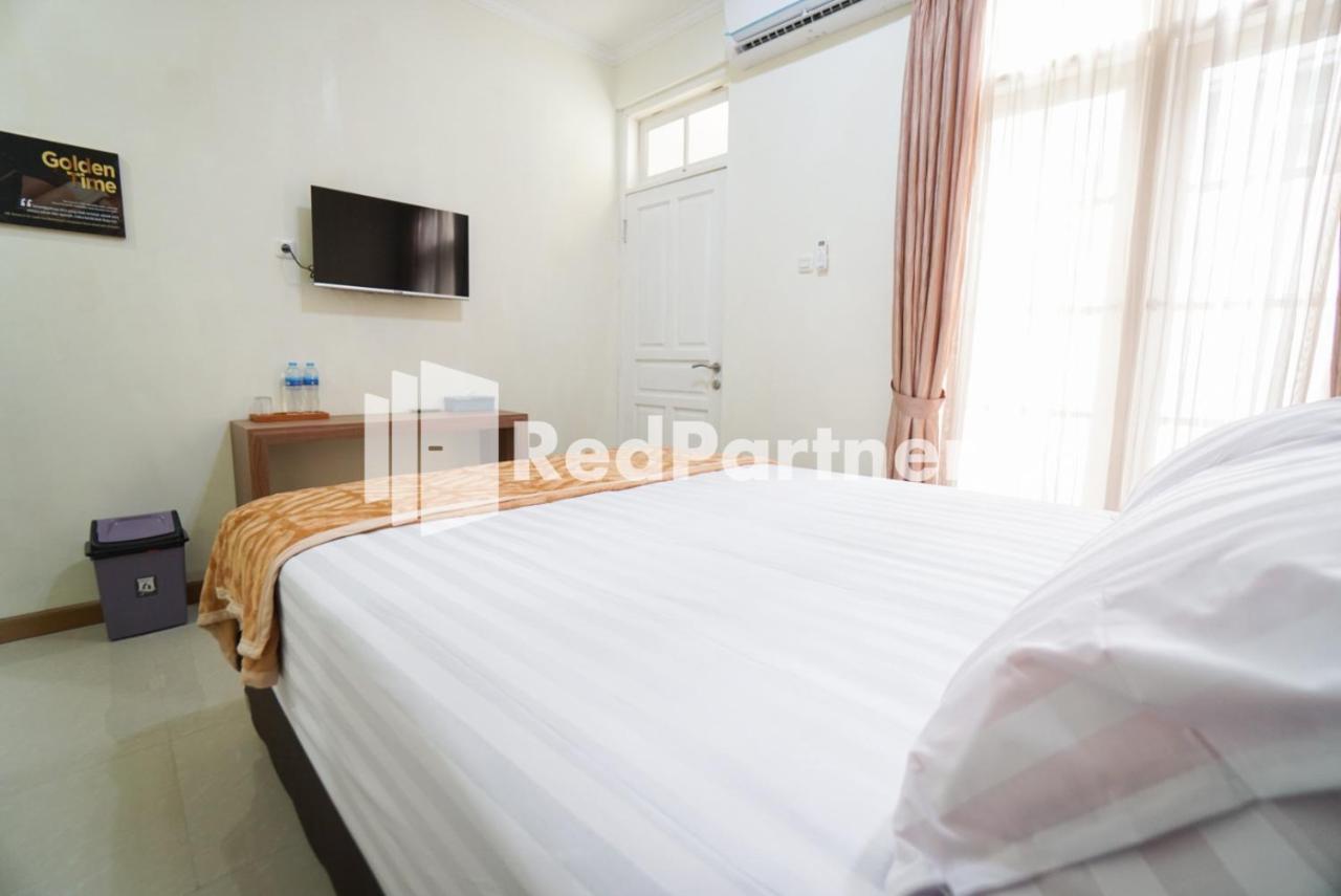 Fazza Syariah Mitra Reddoorz Hotel จาการ์ตา ภายนอก รูปภาพ