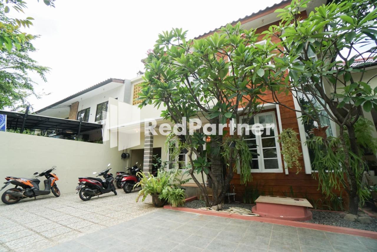 Fazza Syariah Mitra Reddoorz Hotel จาการ์ตา ภายนอก รูปภาพ