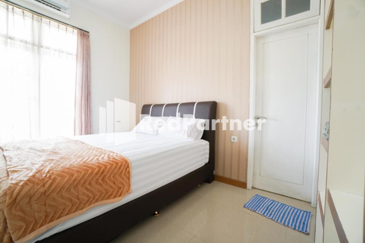 Fazza Syariah Mitra Reddoorz Hotel จาการ์ตา ภายนอก รูปภาพ